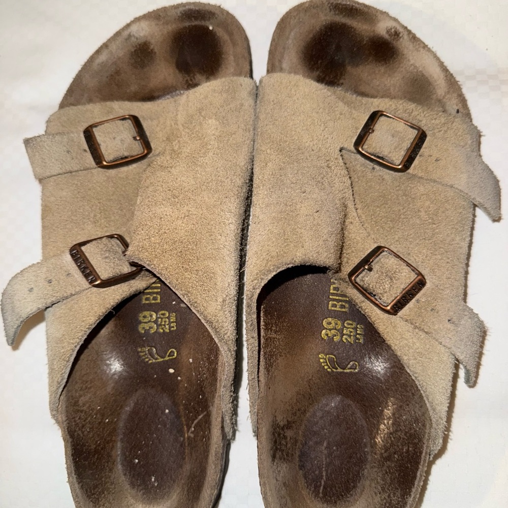 Birkenstock Beige Suede Sandals with Buckles